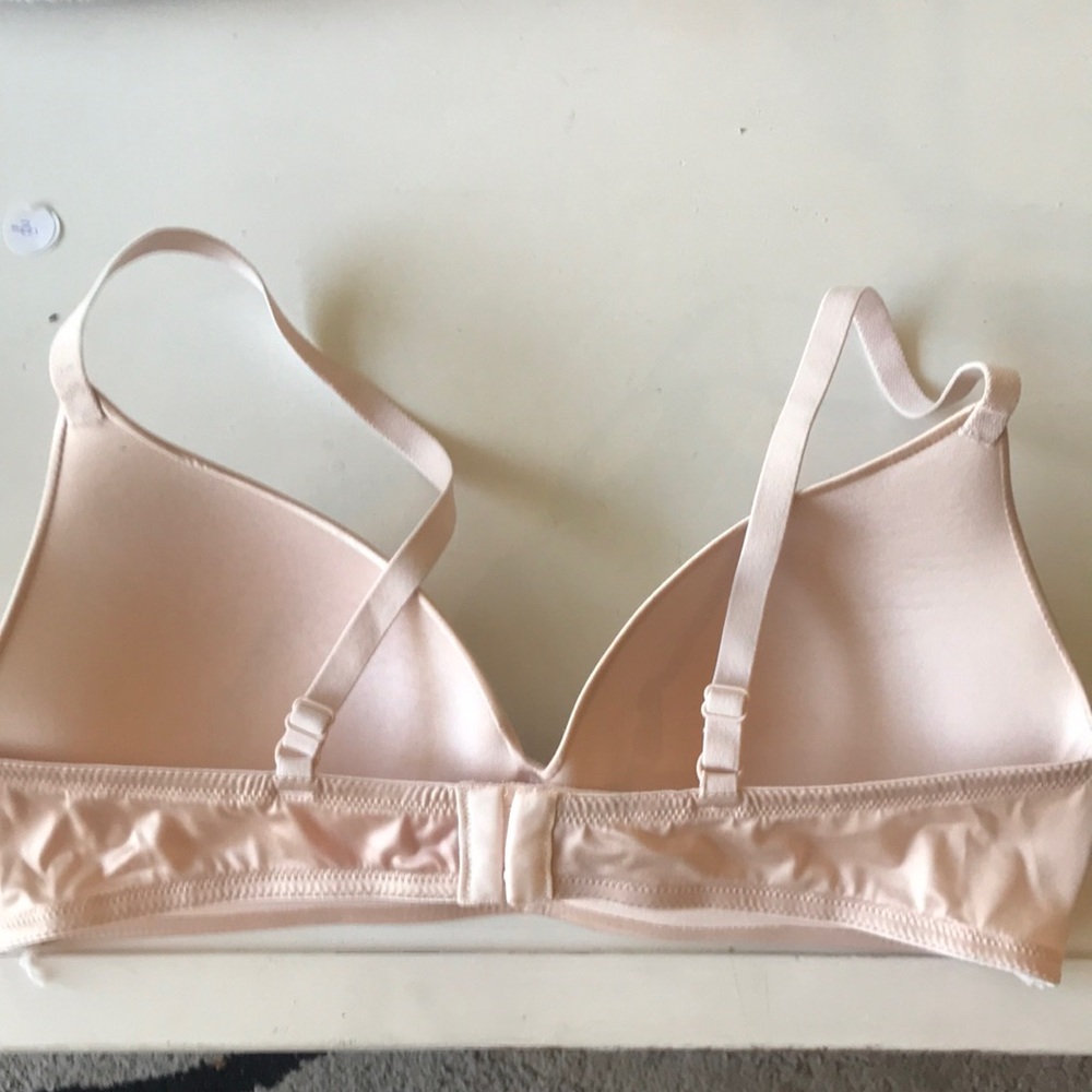 Lasenz Large Bra - Picture 2 of 4